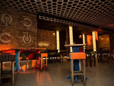 Club Example - предпочитаният нощен клуб в Трявна Club Example - предпочитаният нощен клуб в Трявна